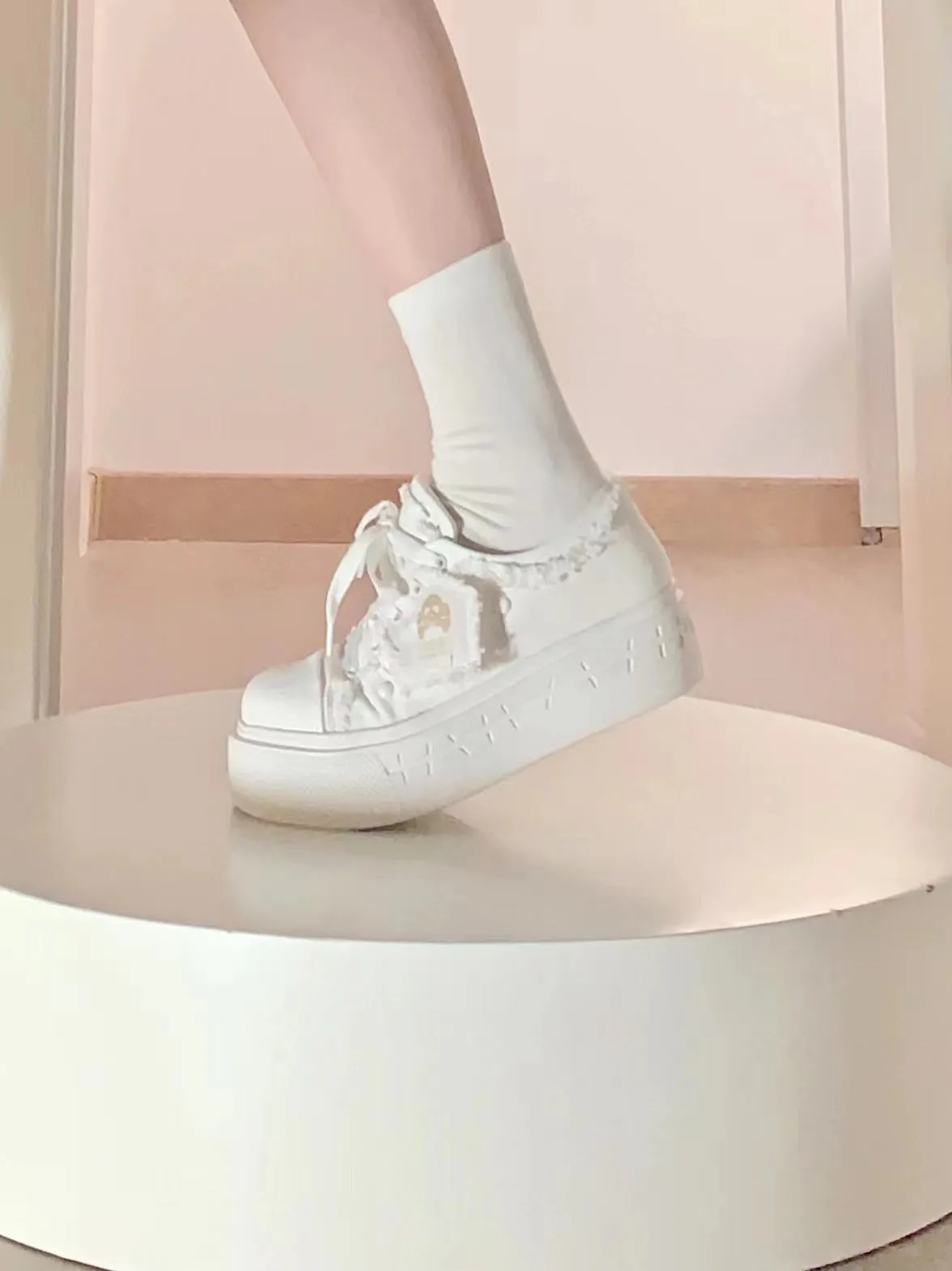 Guruguru-220 Sneakers