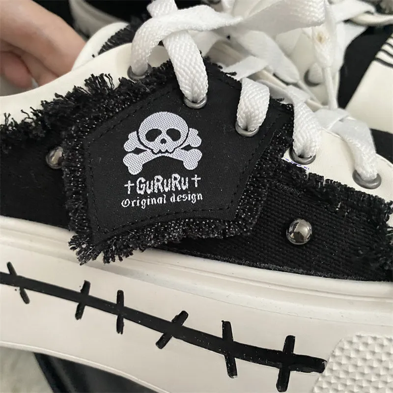 Guruguru-220 Sneakers