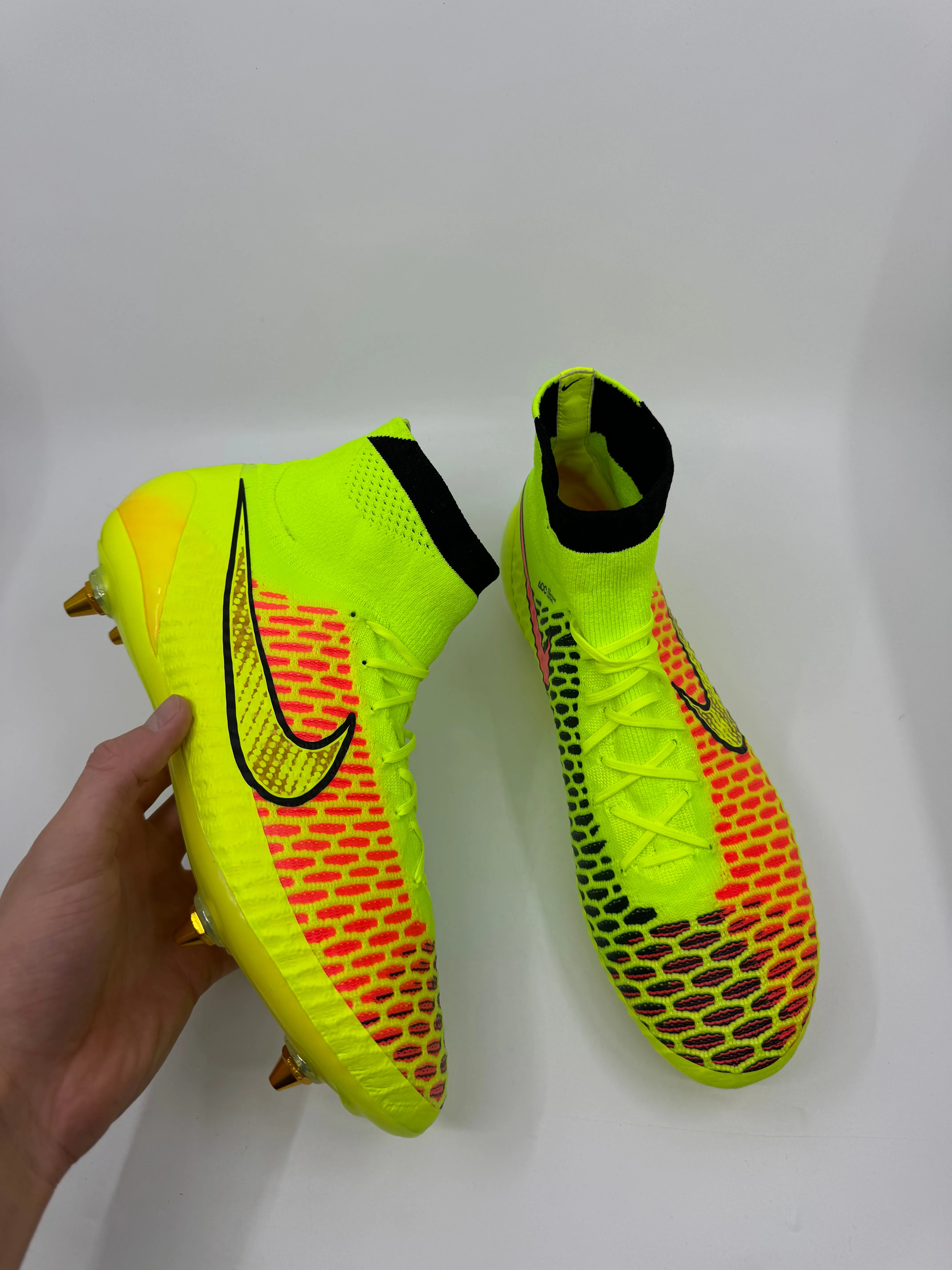 Nike Magsita Obra 1 - Size 42