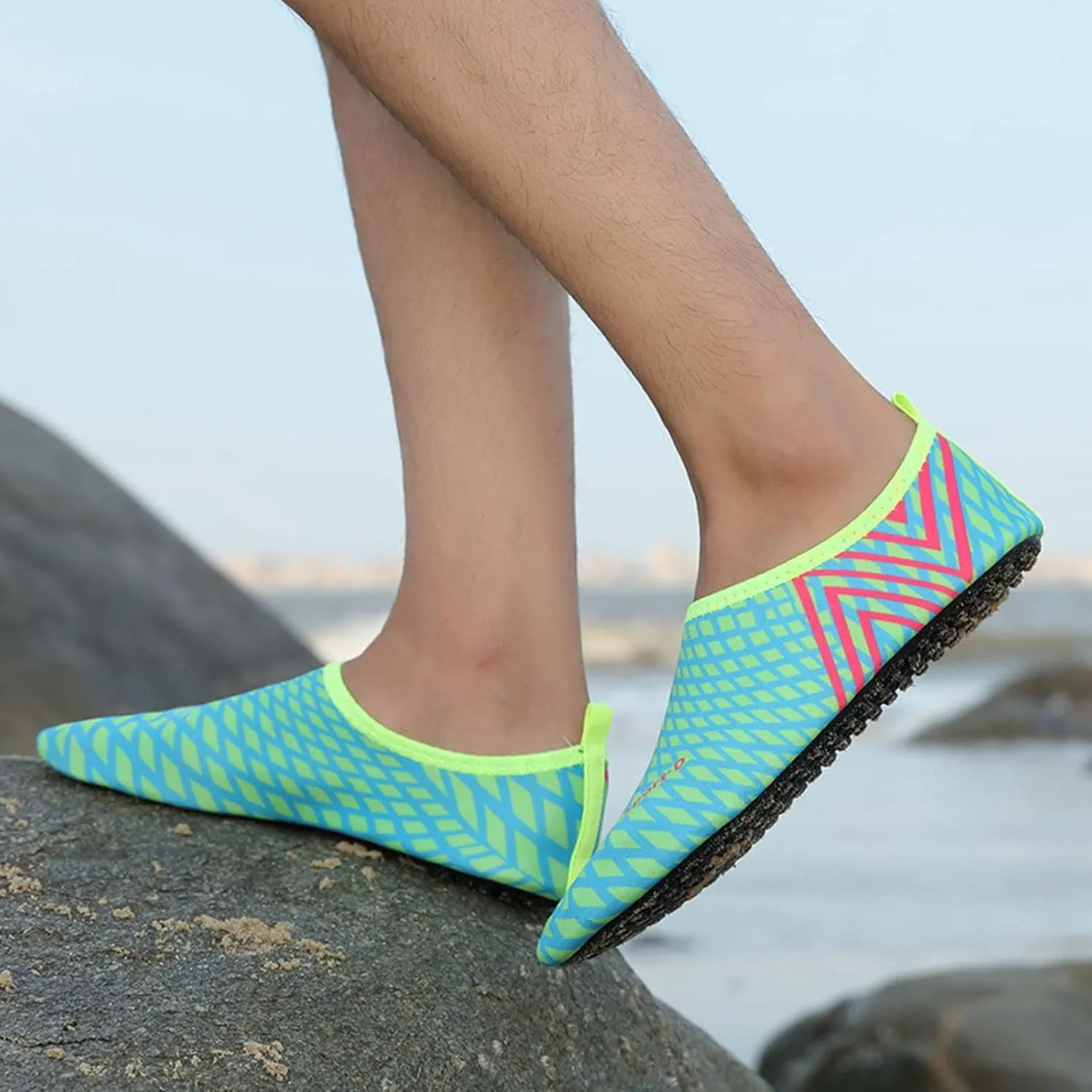Water Shoes for Women Men Quick Dry Barefoot Swim Beach Pool Aqua Socks Non Slip Outdoor Hiking Surf Kayaking Yoga Sports Shoes