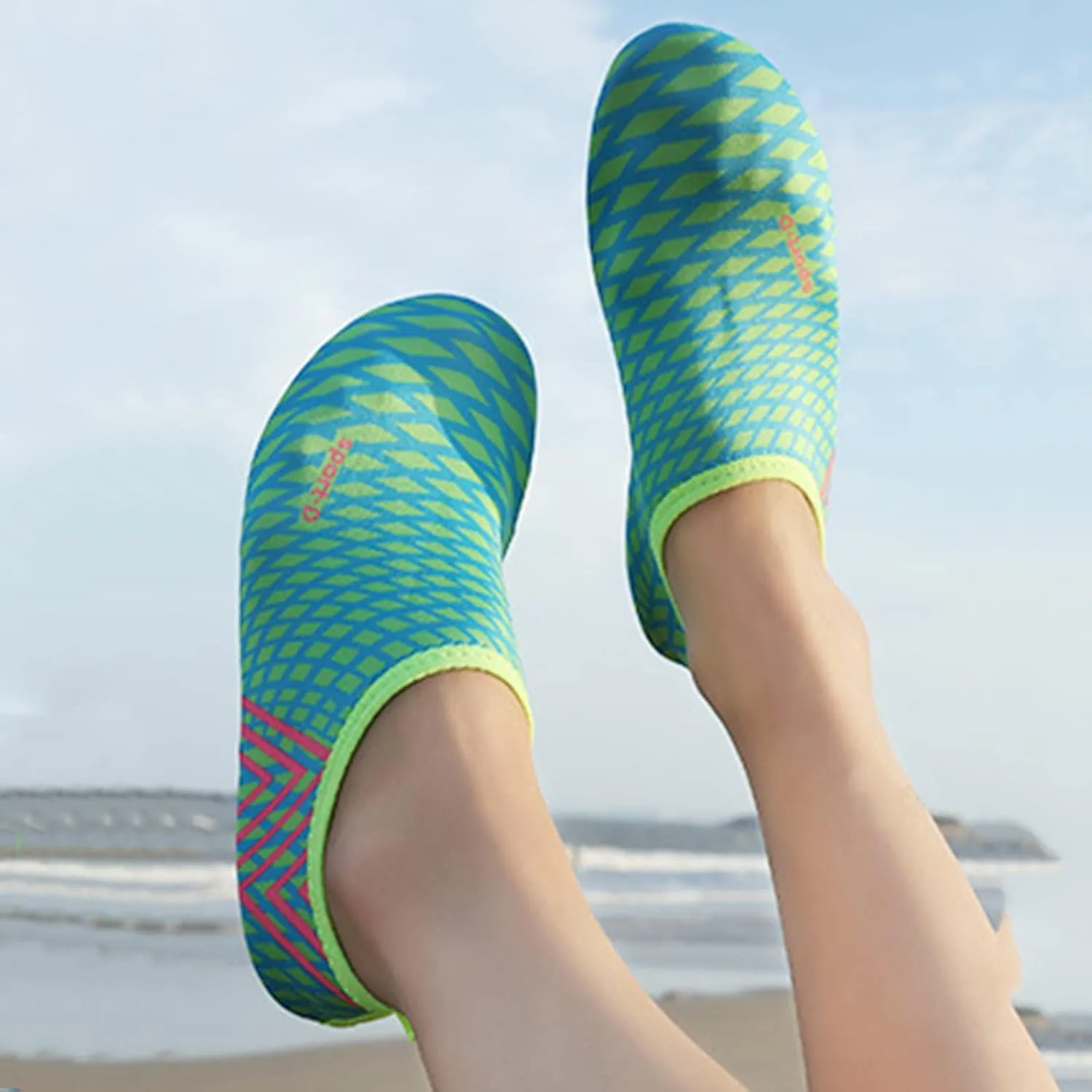 Water Shoes for Women Men Quick Dry Barefoot Swim Beach Pool Aqua Socks Non Slip Outdoor Hiking Surf Kayaking Yoga Sports Shoes