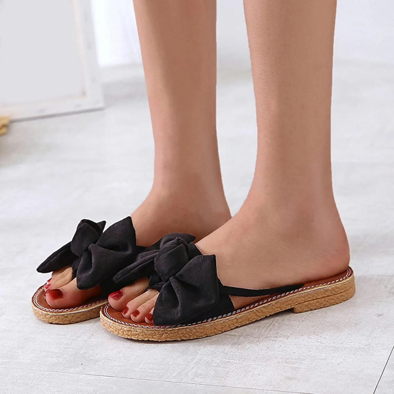 Womens Slip On Flip Flops Ring Toe Strappy Summer Gladiator Flat Sandals 2025 Trendy